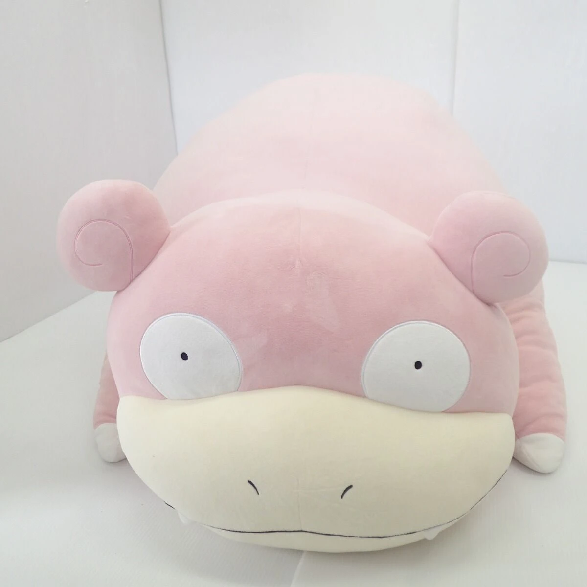 ポケモンセンター ぬいぐるみ 等身大ヤドン