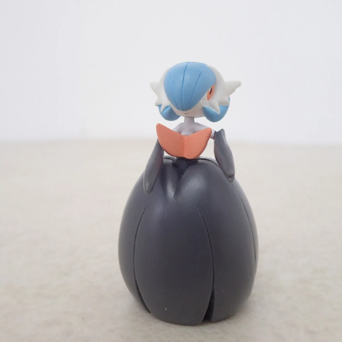 ポケモン モンコレ 黒いメガサーナイト TOMY モンスターコレクション フィギュア